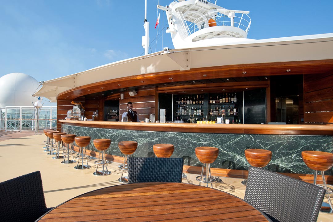 msc splendida yacht club review